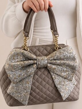 Betsey Johnson sequined handbag, hobo. purse, oyster beige, lined, large size